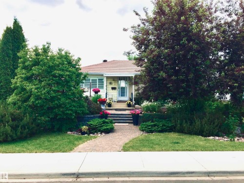5320 105B Street Nw, Edmonton, AB 