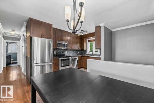 10994 165 Street Nw, Edmonton, AB 
