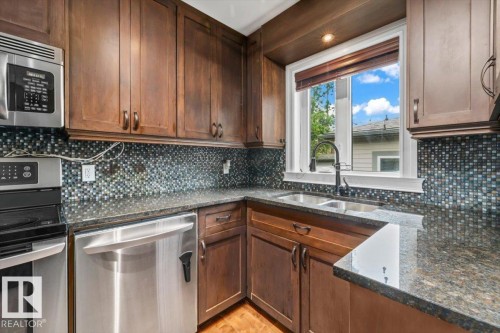 10994 165 Street Nw, Edmonton, AB 