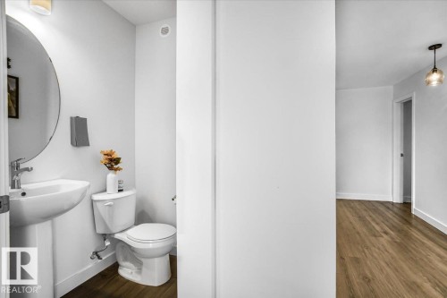 12 Elliot Wynd, Fort Saskatchewan, AB - Indoor Photo Showing Bathroom