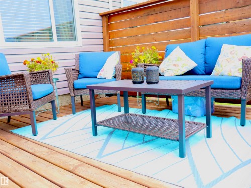 Wood plank decking with a privacy wall - 6003 50 Ave, Barrhead, AB 