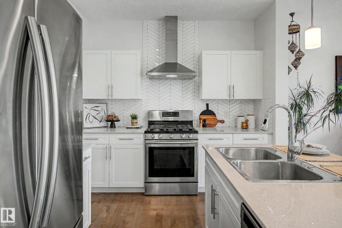 12120 177 Avenue Nw, Edmonton, AB - Indoor Photo Showing Kitchen With Double Sink With Upgraded Kitchen