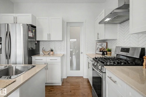 12120 177 Avenue Nw, Edmonton, AB - Indoor Photo Showing Kitchen With Double Sink