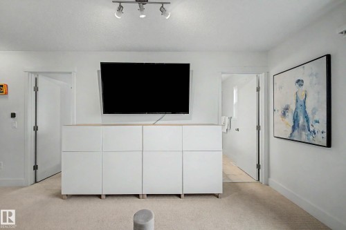 12120 177 Avenue Nw, Edmonton, AB - Indoor Photo Showing Other Room