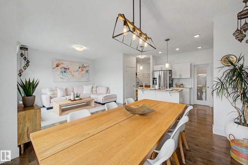12120 177 Avenue Nw, Edmonton, AB - Indoor