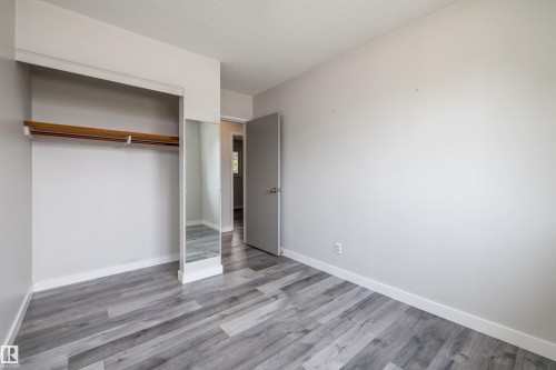 13207 77 Street Nw, Edmonton, AB - Indoor Photo Showing Other Room