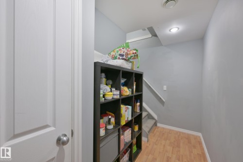 Additional content - 8127 7 Avenue Sw, Edmonton, AB 