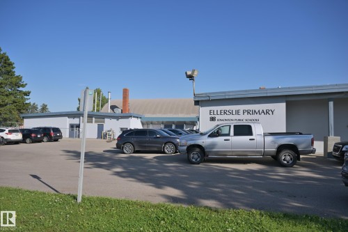 Additional content - 8127 7 Avenue Sw, Edmonton, AB 