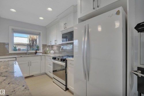 11234 105 Street Nw, Edmonton, AB 