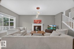 11408 15 Avenue SW  Edmonton, AB T6W 0Z8