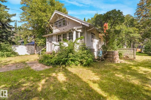 11210 63 Street Nw, Edmonton, AB 