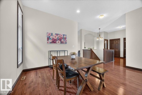 3606 Mclay Court Nw, Edmonton, AB 