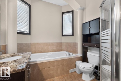 3606 Mclay Court Nw, Edmonton, AB 