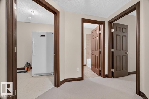 3606 Mclay Court Nw, Edmonton, AB 