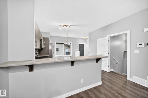 1470 33 Street Nw, Edmonton, AB 