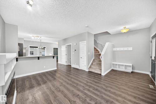 1470 33 Street Nw, Edmonton, AB 