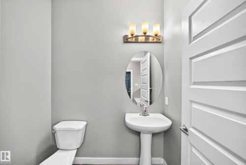 1470 33 Street Nw, Edmonton, AB 