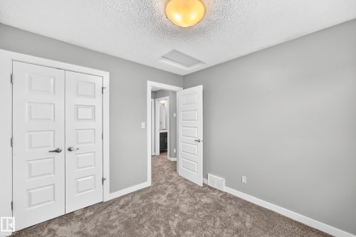 1470 33 Street Nw, Edmonton, AB 