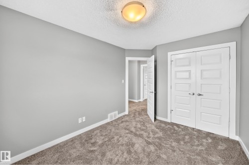 1470 33 Street Nw, Edmonton, AB 