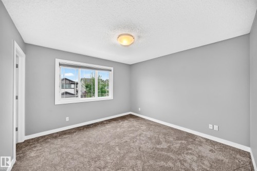 1470 33 Street Nw, Edmonton, AB 
