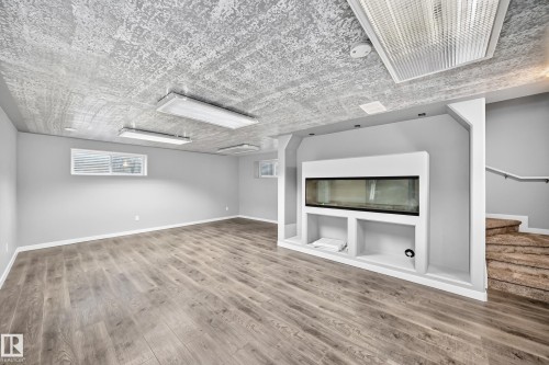 1470 33 Street Nw, Edmonton, AB 
