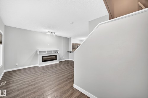 1470 33 Street Nw, Edmonton, AB 
