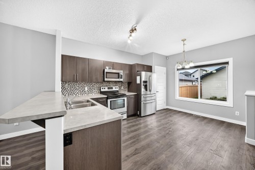 1470 33 Street Nw, Edmonton, AB 
