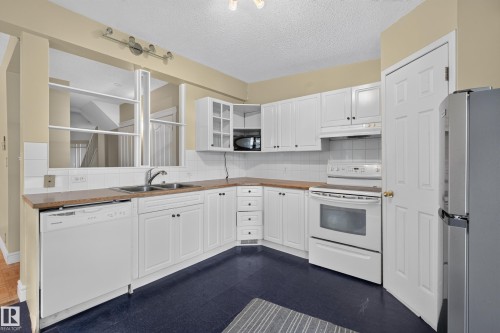 11212 75 Avenue Nw, Edmonton, AB 