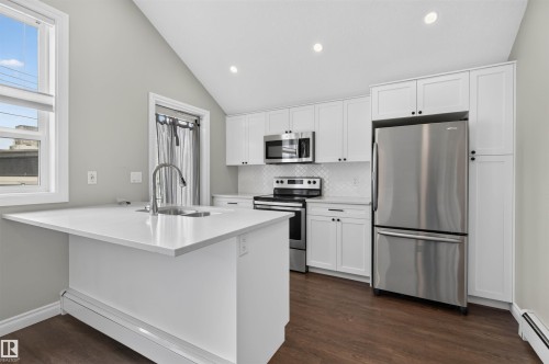11212 75 Avenue Nw, Edmonton, AB 