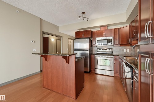 #610 10303 111 St Nw, Edmonton, AB 
