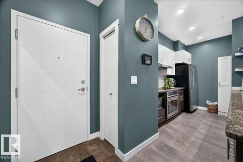 #101 10126 144 St Nw, Edmonton, AB 