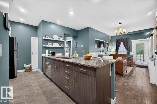 #101 10126 144 St Nw, Edmonton, AB 