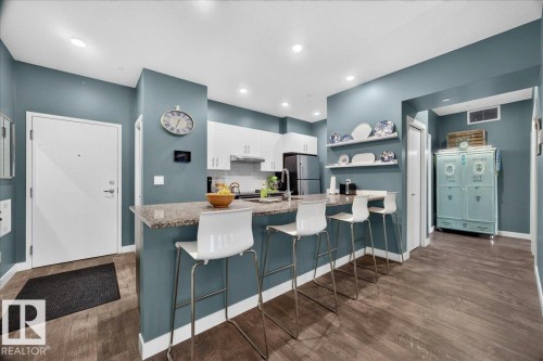 #101 10126 144 St Nw, Edmonton, AB 
