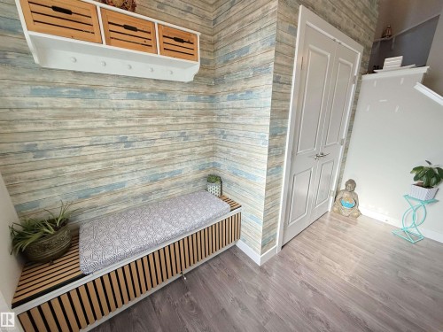 98 Greenbury Close, Spruce Grove, AB - Indoor Photo Showing Other Room
