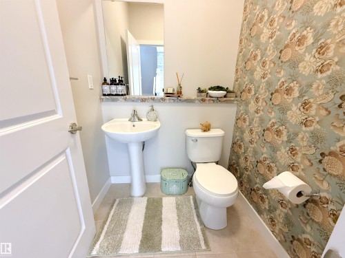 98 Greenbury Close, Spruce Grove, AB - Indoor Photo Showing Bathroom