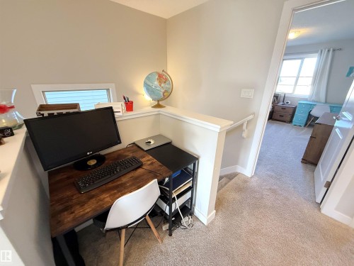 98 Greenbury Close, Spruce Grove, AB - Indoor Photo Showing Other Room