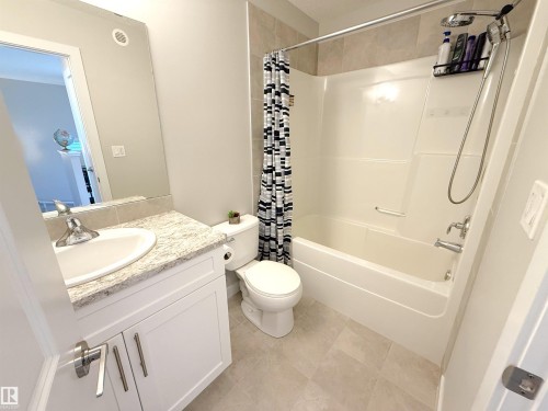 98 Greenbury Close, Spruce Grove, AB - Indoor Photo Showing Bathroom