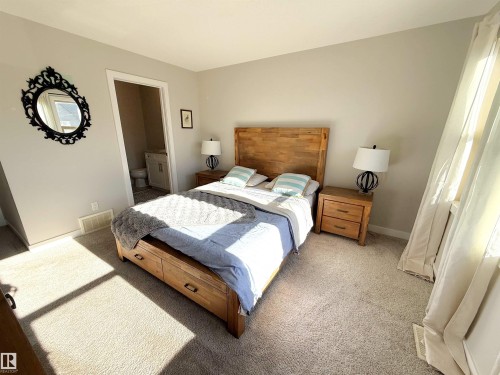 98 Greenbury Close, Spruce Grove, AB - Indoor Photo Showing Bedroom