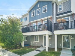 #31 2072 WONNACOTT WY SW Edmonton, AB T6X 2V7