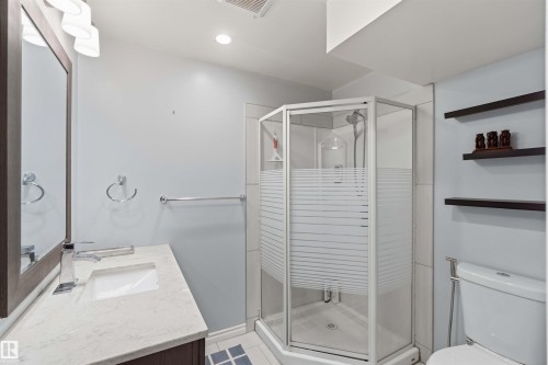 7 Catalina Court, Fort Saskatchewan, AB - Indoor Photo Showing Bathroom