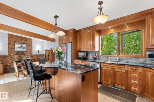 16908 110 Street Nw, Edmonton, AB 