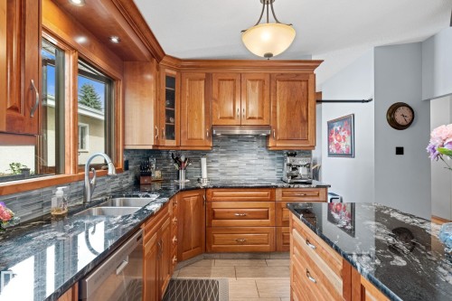 16908 110 Street Nw, Edmonton, AB 