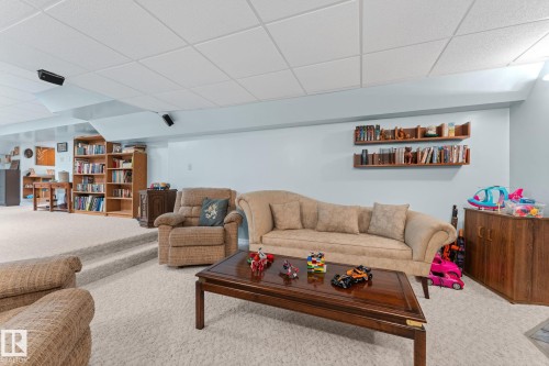 16908 110 Street Nw, Edmonton, AB 