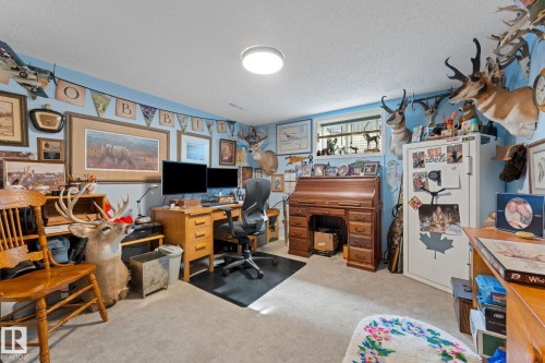 16908 110 Street Nw, Edmonton, AB 