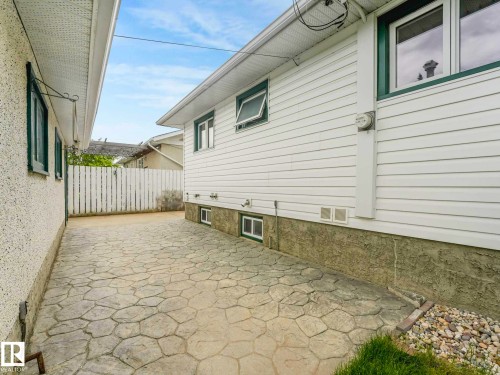 Additional content - 15916 88B Avenue Nw, Edmonton, AB 