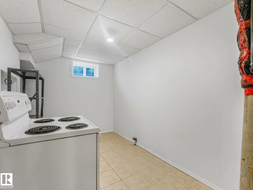 Additional content - 15916 88B Avenue Nw, Edmonton, AB 