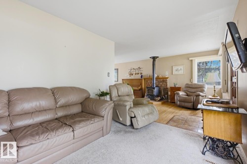 12115 141 Street Nw, Edmonton, AB 
