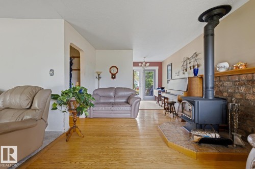 12115 141 Street Nw, Edmonton, AB 