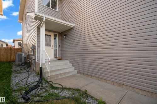 Additional content - 3003 25 Avenue Nw, Edmonton, AB 