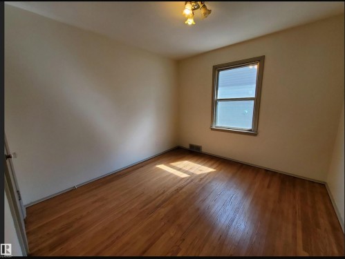 11331 111 Avenue Nw, Edmonton, AB 